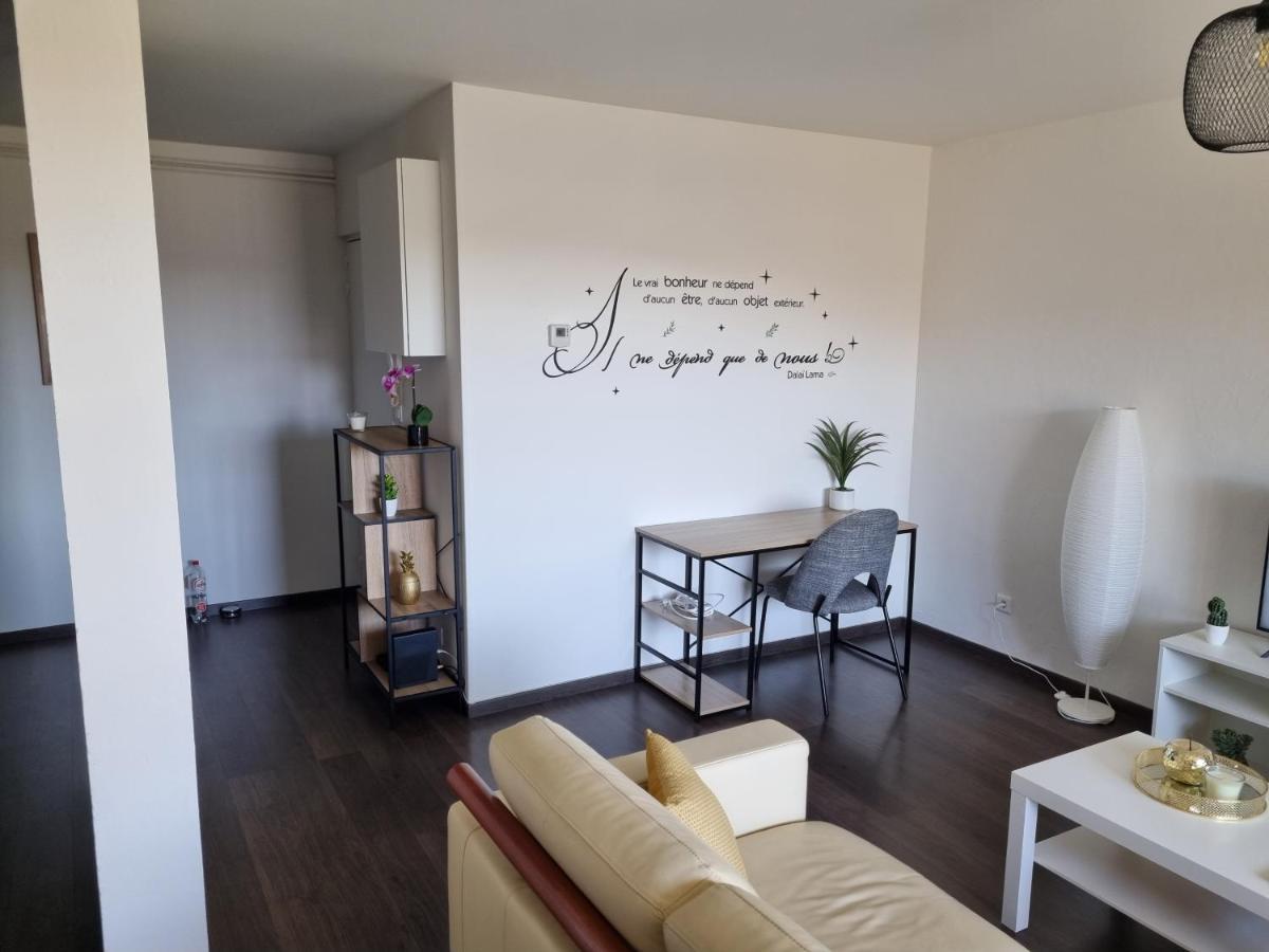 Bel Appartement 2 Chambres ,Residence Privee 지베 외부 사진